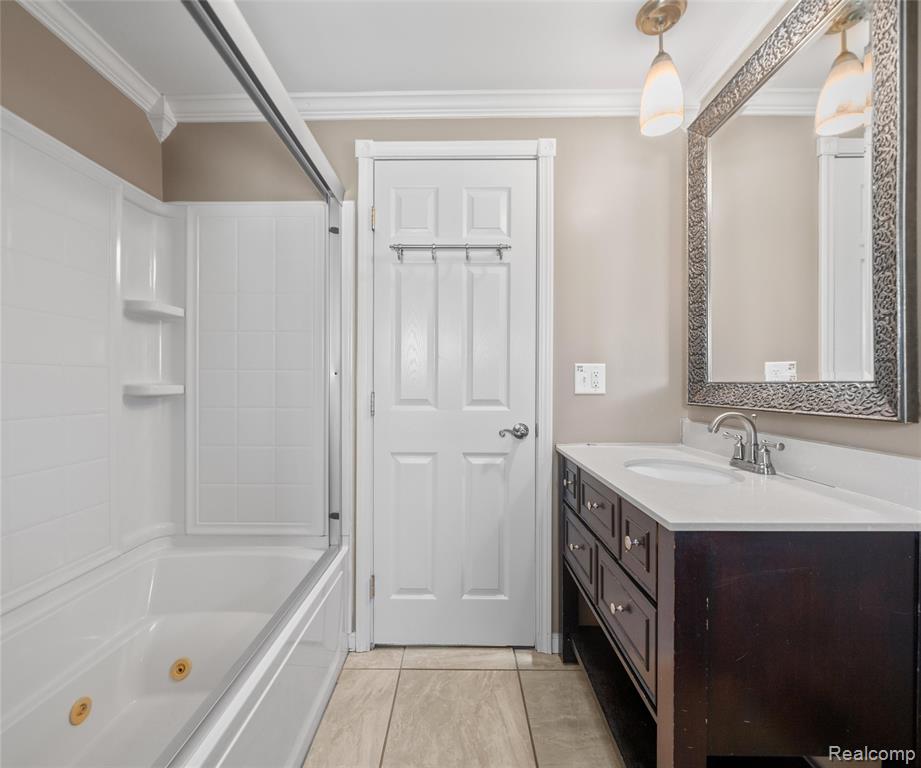 923 Kings Way, Canton, MI 48188 — Photo 35