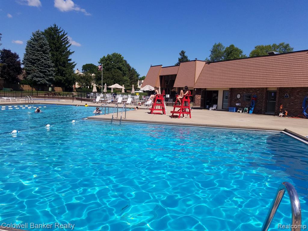 1618 BRENTWOOD Drive, Troy, MI 48098 — Photo 23