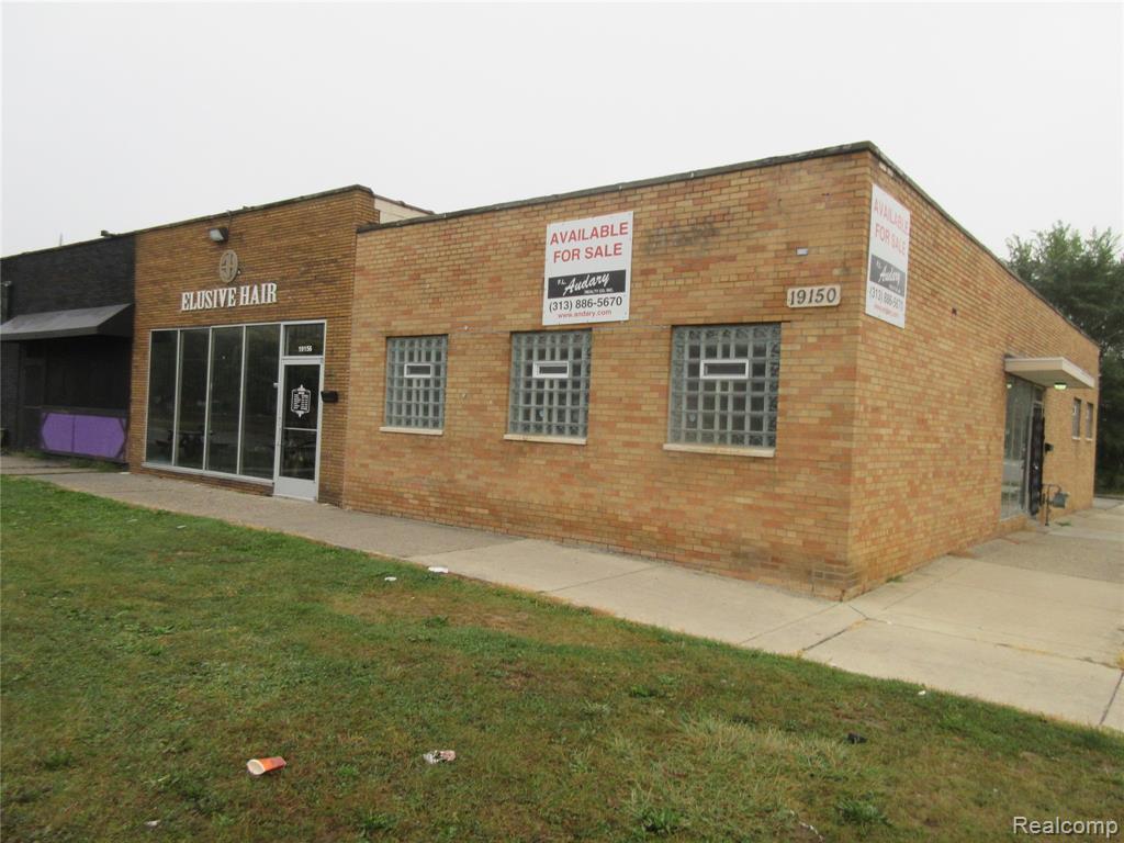 19156 Kelly Road, Detroit, MI 48224 — Photo 16