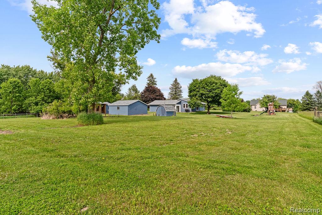 7287 Ray Road, Swartz Creek, MI 48473 — Photo 36