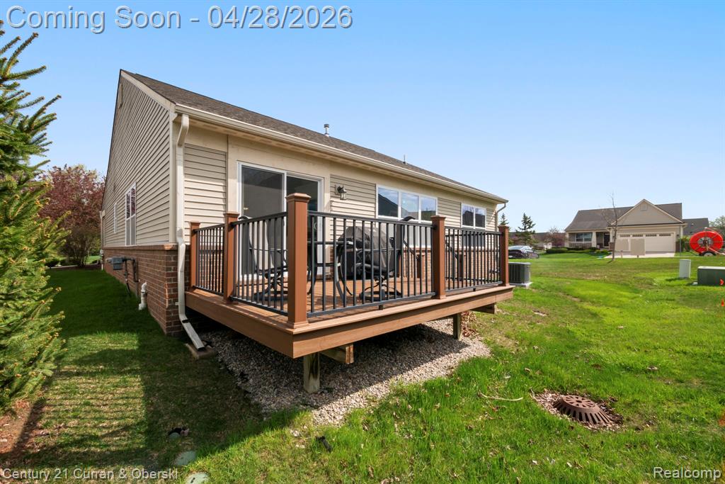 1091 Paddock Drive, South Lyon, MI 48178 — Photo 63