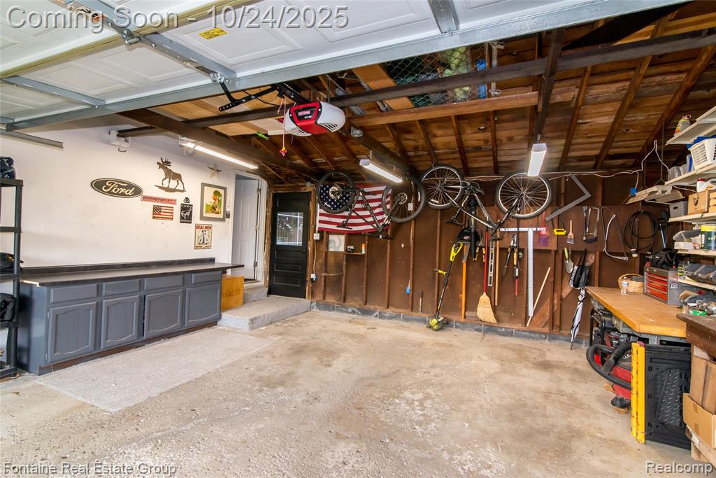 41134 Russet Lane, Plymouth, MI 48170 — Photo 33