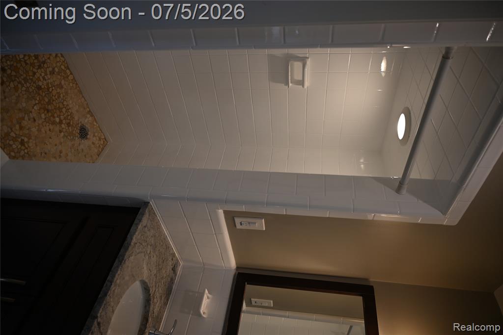 917 S Reading Road S, Bloomfield Hills, MI 48304 — Photo 36