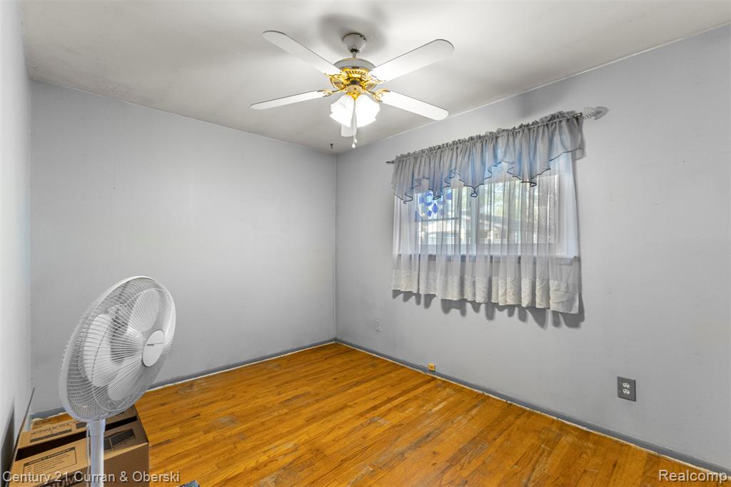 6159 Nightingale Street, Dearborn Heights, MI 48127 — Photo 17