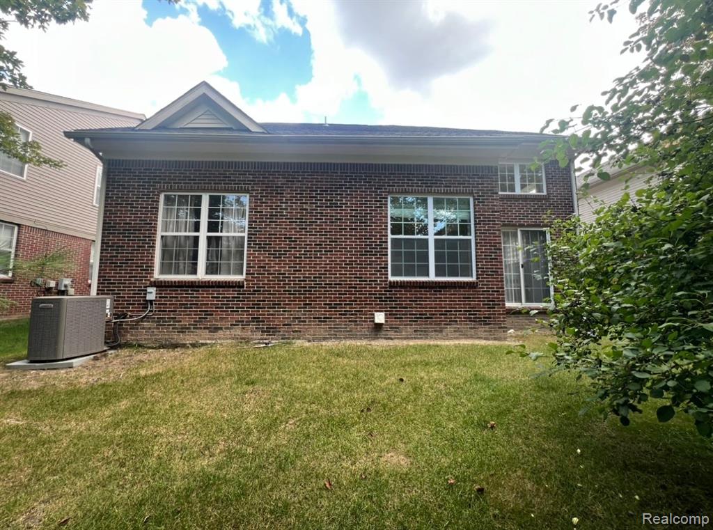 4240 BRIGHTON Lane, Canton, MI 48188 — Photo 20