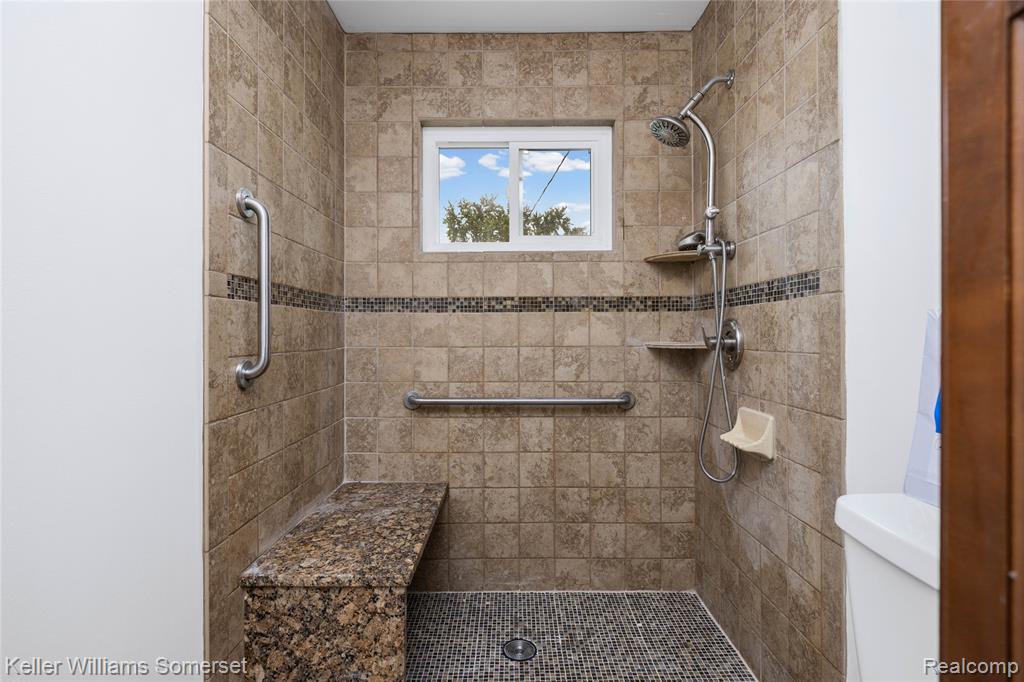 90 Tacoma Drive, Troy, MI 48084 — Photo 23