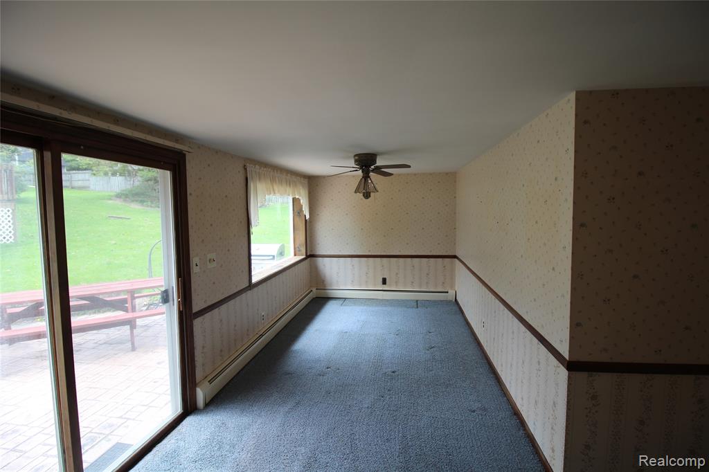 124 E Lafayette Street, Milford, MI 48381 — Photo 8