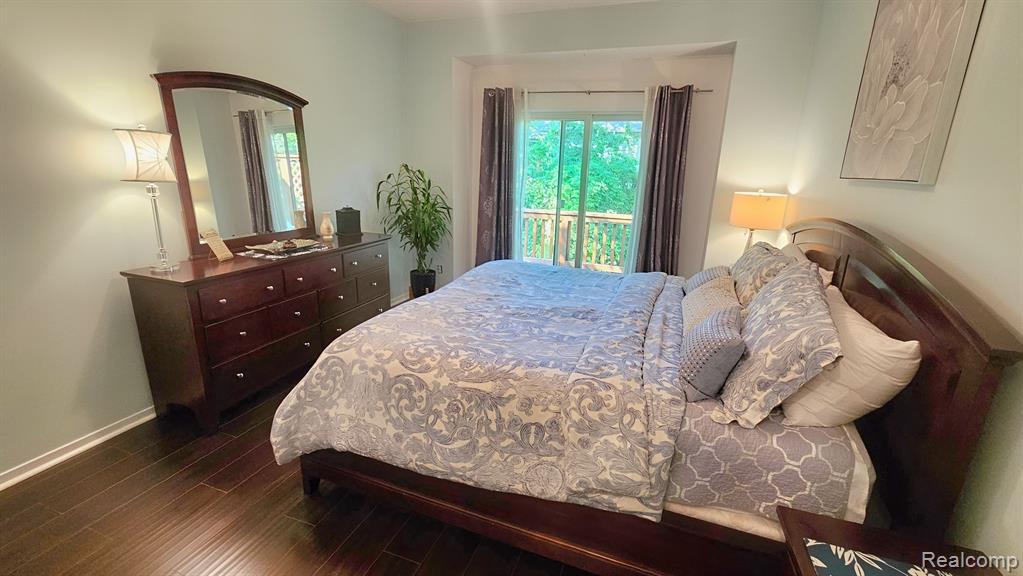 41778 WEBSTER Court, Novi, MI 48377 — Photo 17