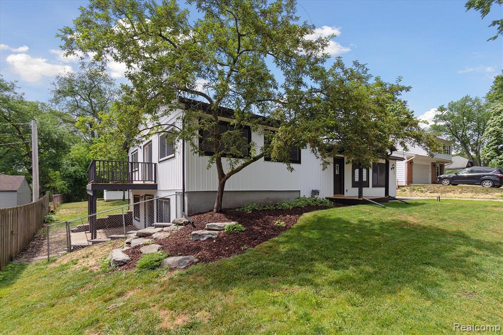 2145 Terrapin Street, Wolverine Lake, MI 48390 — Photo 6