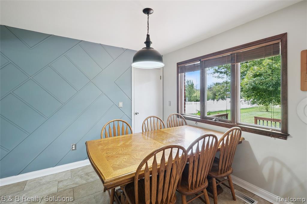 54675 Romeo Plank Road, Macomb, MI 48042 — Photo 15