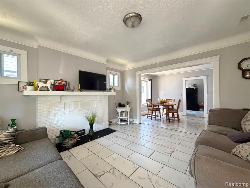 9940 Manor Street, Detroit, MI 48204 — Photo 7