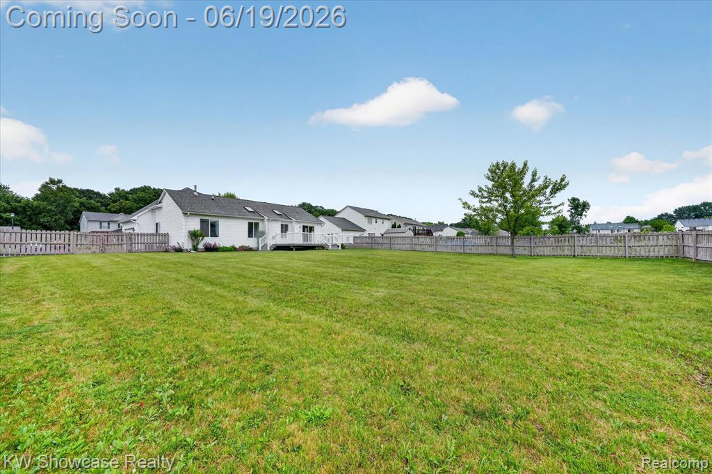 8196 Loon Lane, Grand Blanc, MI 48439 — Photo 33
