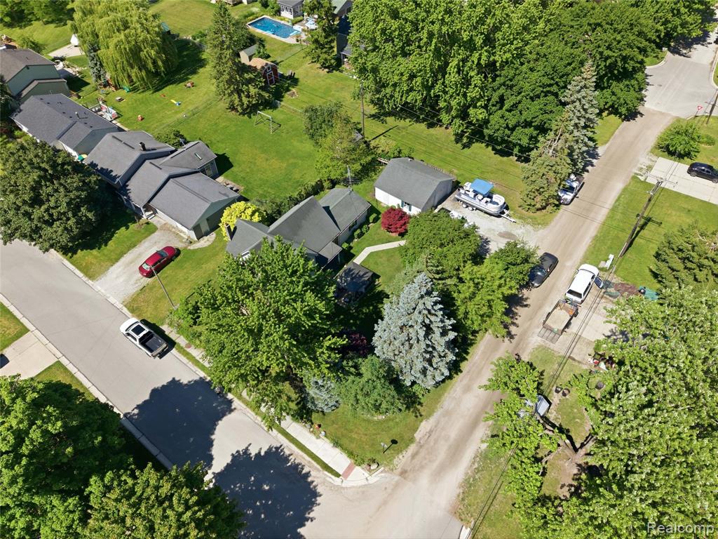 806 S 10th Street, St. Clair, MI 48079 — Photo 60