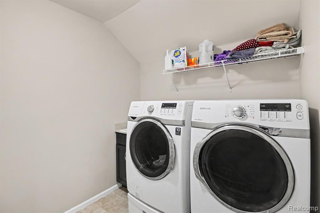 50371 LANGLEY Drive, Novi, MI — Photo 35