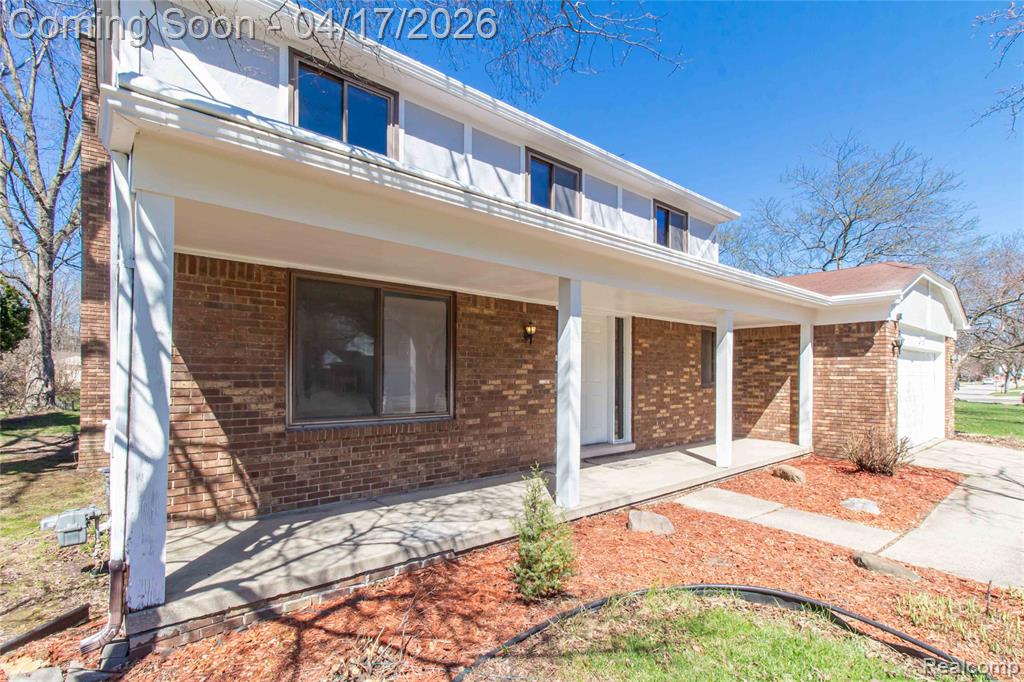 845 Longfellow Drive, Troy, MI 48085 — Photo 4