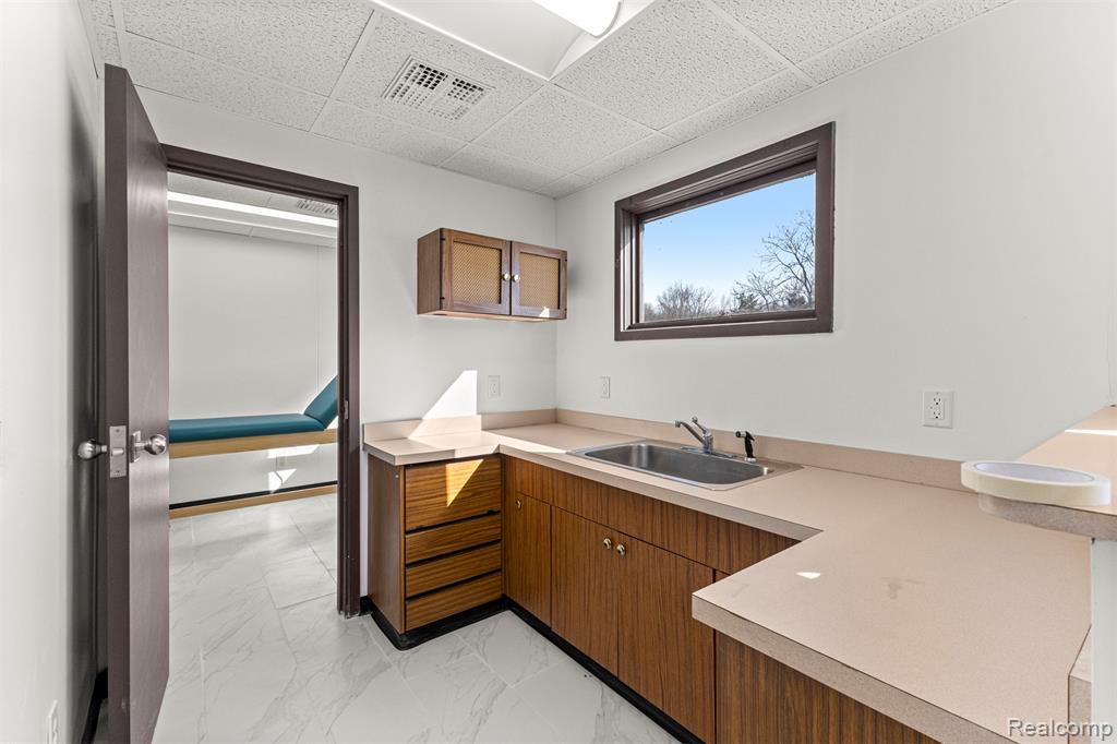 19130 SUMPTER Road, Belleville, MI, 48111