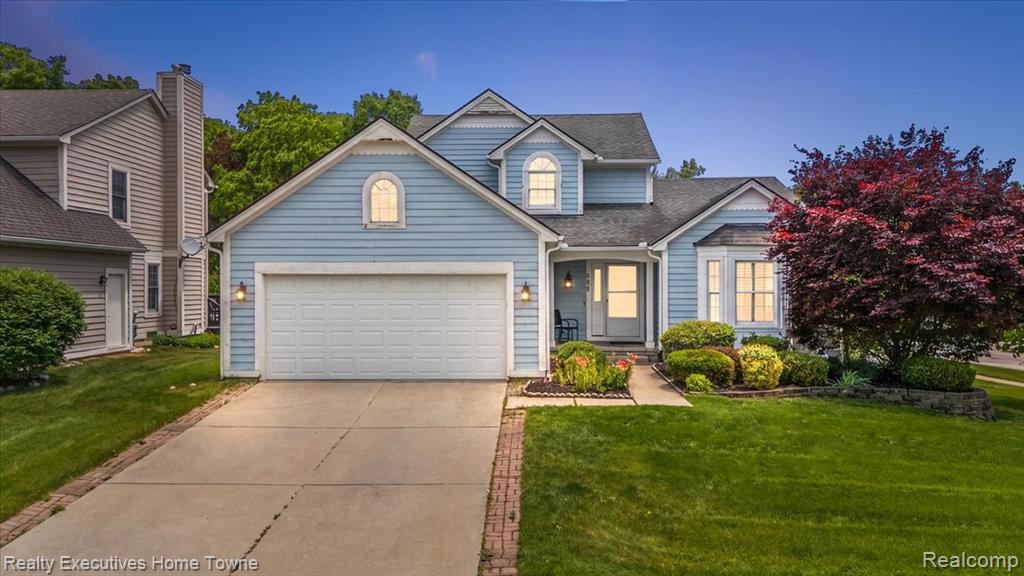 899 Hathaway Dr Drive, Auburn Hills, MI 48326