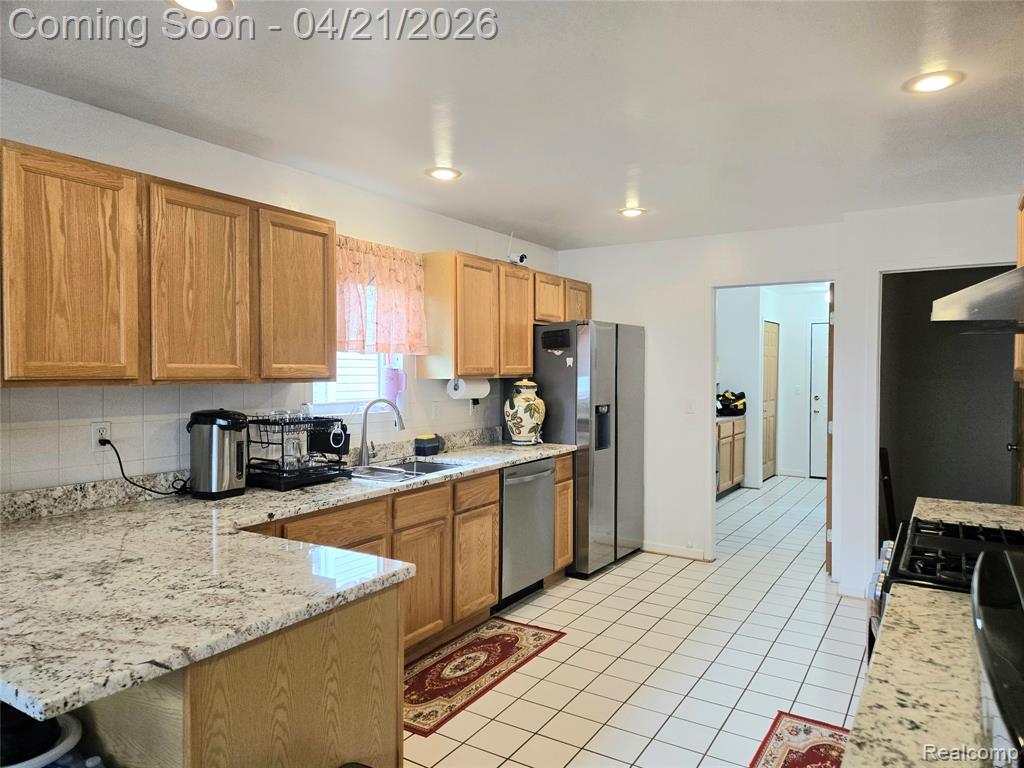 32134 Leona Street, Garden City, MI — Photo 20