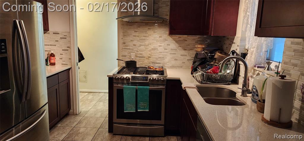 21792 Elmwood Avenue, Eastpointe, MI 48021 — Photo 8