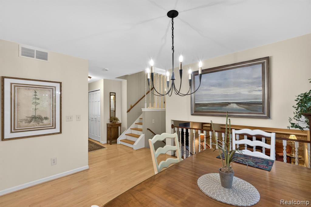 9144 Deer Park Court, Fenton, MI 48430 — Photo 18