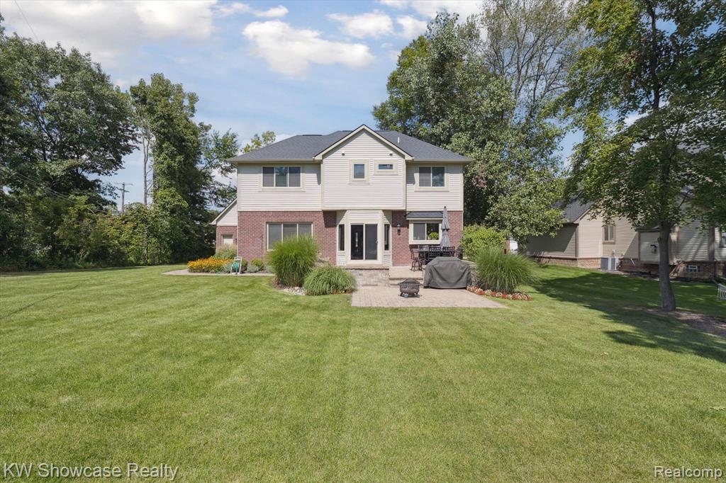 4067 Cameron Court, Wixom, MI 48381 — Photo 43