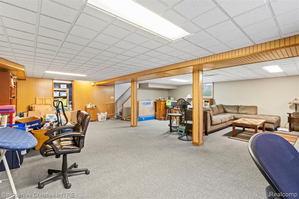 6561 Hawthorne Street, Garden City, MI — Photo 17