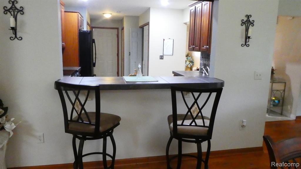 8051 Prestonwood Court, Flushing, MI 48433 — Photo 25