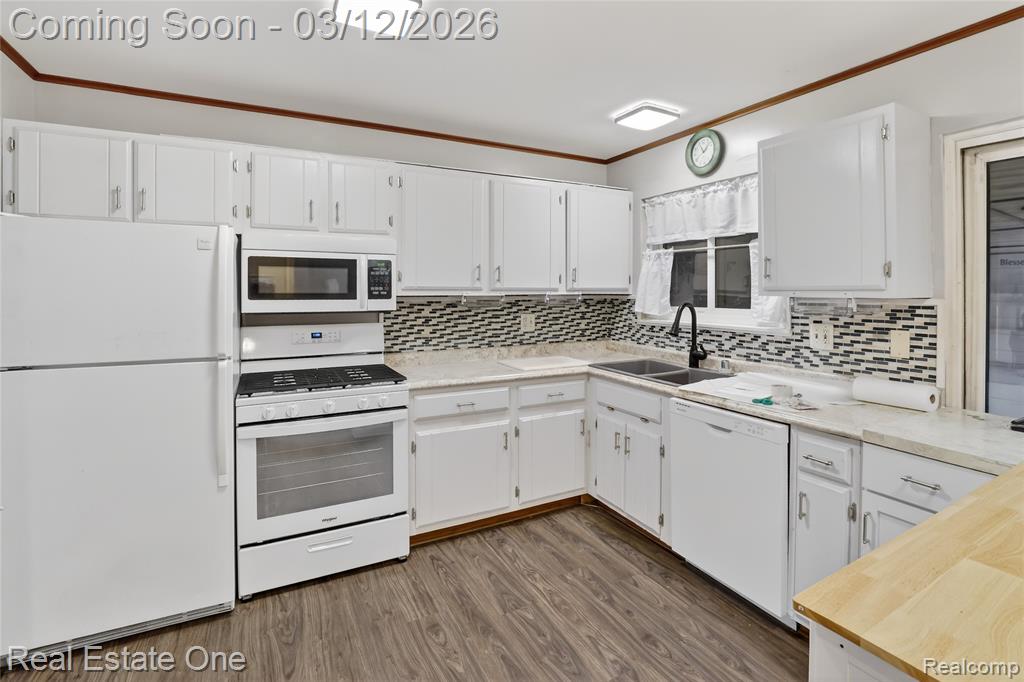 9722 Hamilton Street, Van Buren, MI 48111 — Photo 12