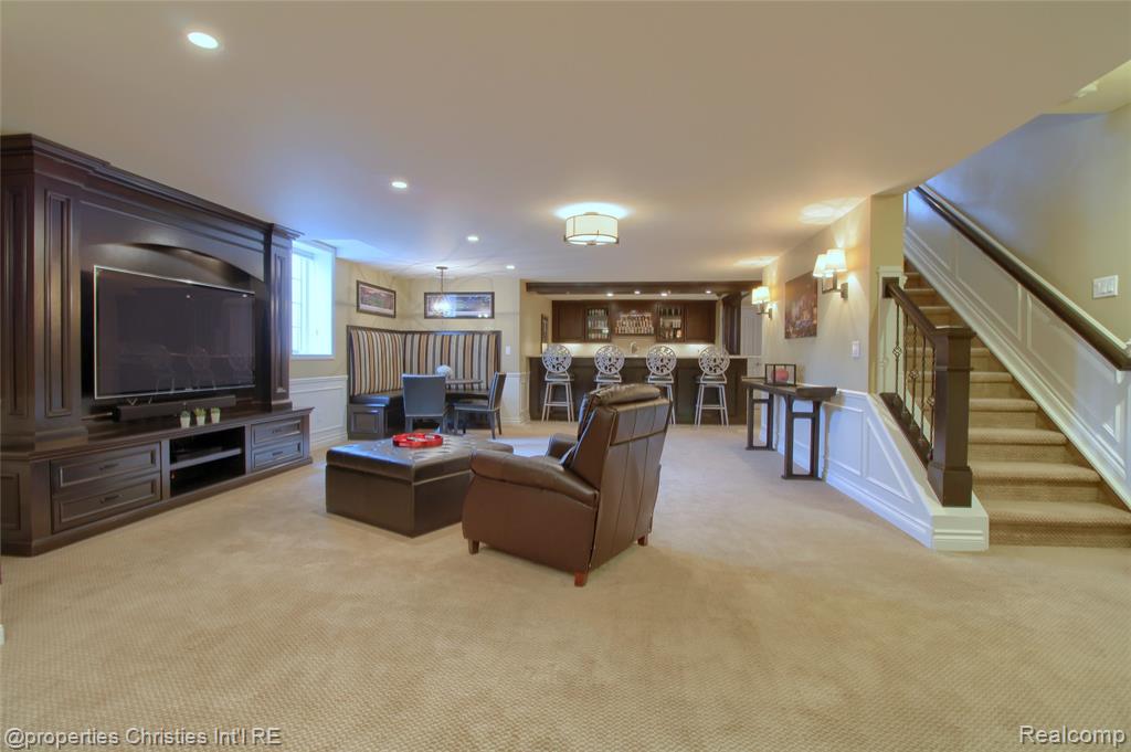 18026 Stonebrook Drive, Northville, MI 48168 — Photo 42