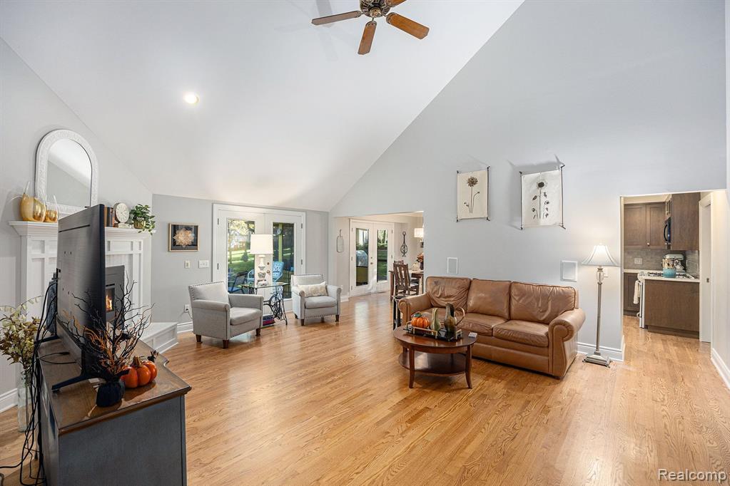 4495 Maybee Road, Lake Orion, MI — Photo 4