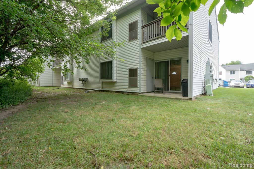 62 Rosebud Lane, Mount Clemens, MI 48043 — Photo 2