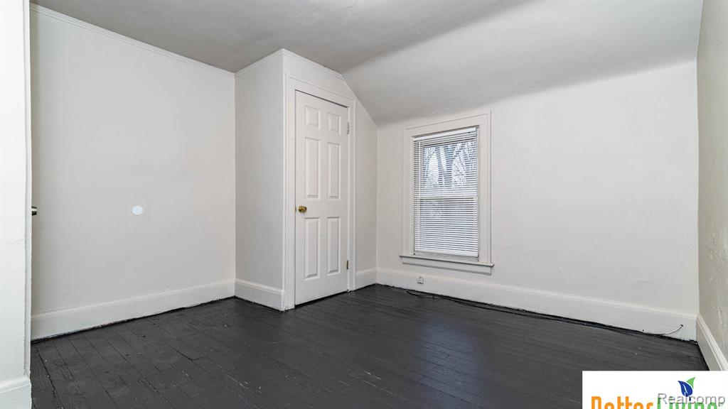 6585 HARTFORD Street, Detroit, MI 48210 — Photo 15