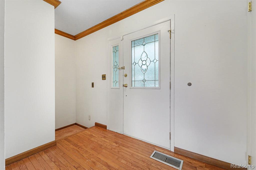 733 Watersedge Drive, Ann Arbor, MI 48105 — Photo 4