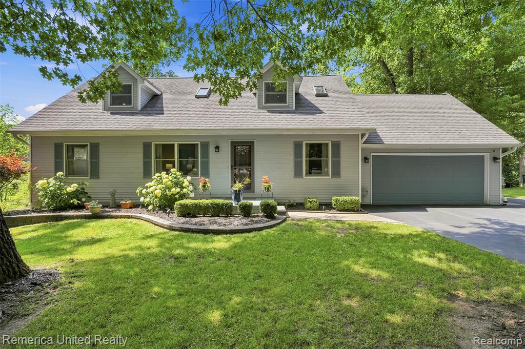 11922 Cody Creek Court, South Lyon, MI 48178 — Photo 5