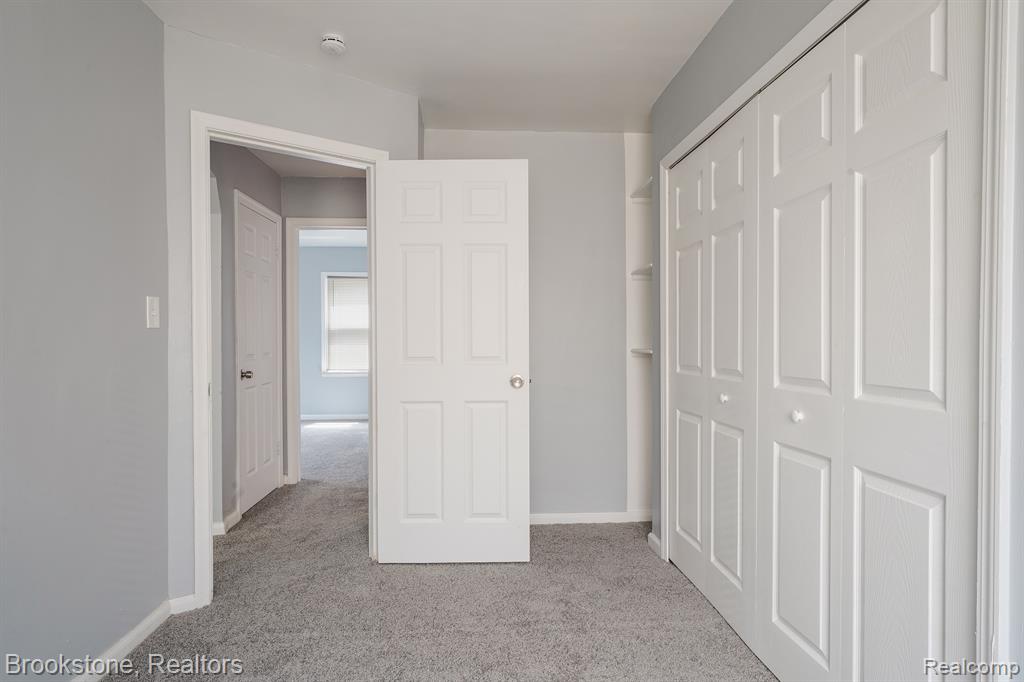 4226 CADILLAC Avenue, Wayne, MI 48184 — Photo 16