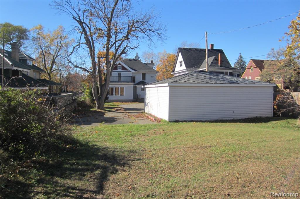 77 Franklin Boulevard, Pontiac, MI 48341 — Photo 31