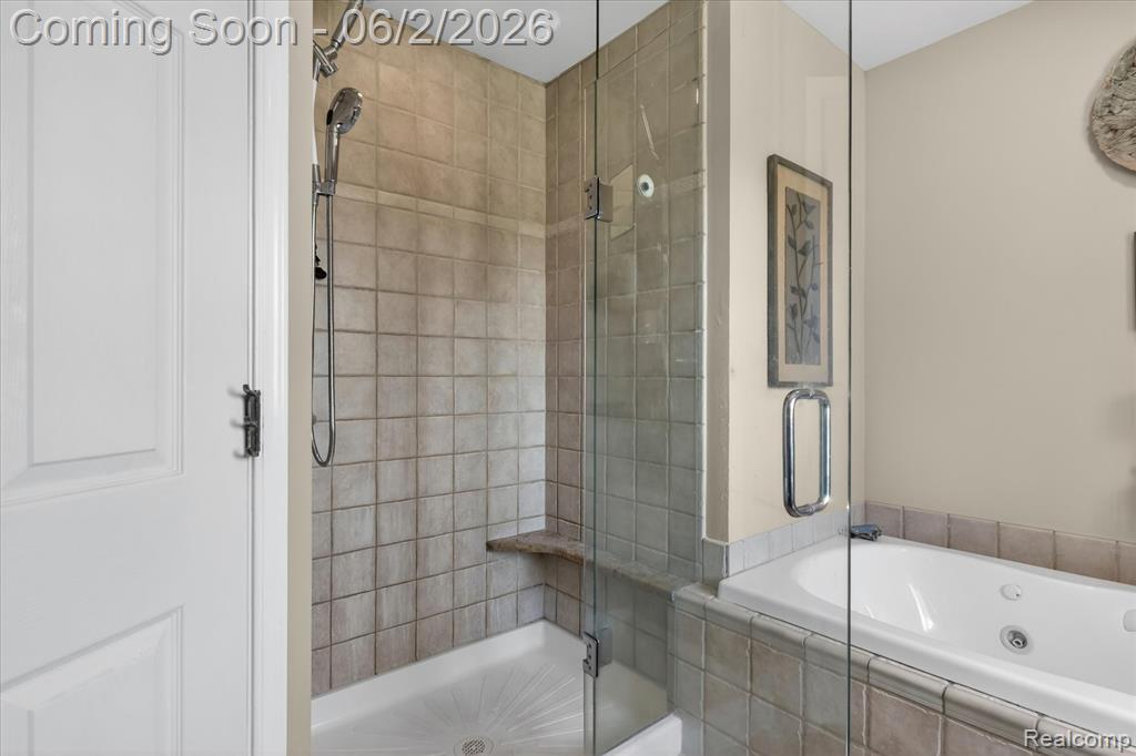 3860 E Commerce Road, Commerce Twp, MI 48382 — Photo 31