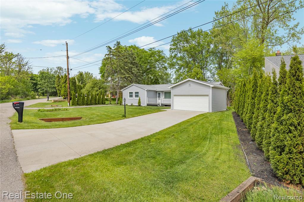 9503 Edward Drive, Brighton, MI 48114 — Photo 5