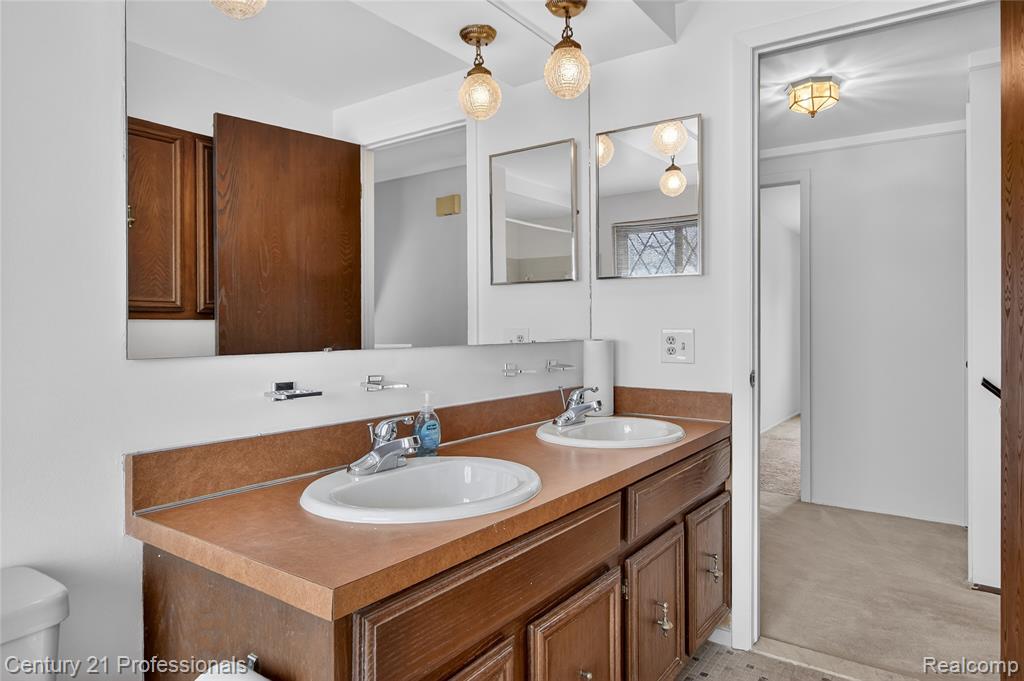 46300 Gainsborough Drive, Canton, MI, 48187