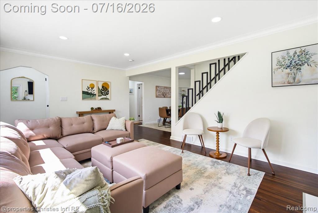 26642 York Road, Huntington Woods, MI — Photo 9