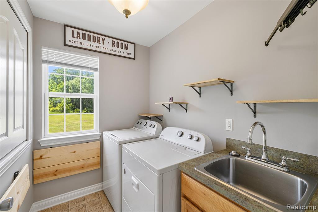20798 Oak Ridge Drive, Clinton Twp, MI 48036 — Photo 14