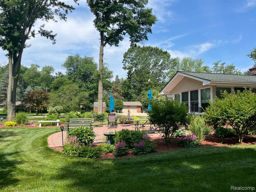 5700 24 Mile Road, Shelby Twp, MI 48316 — Photo 2