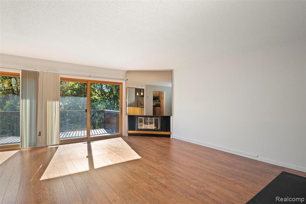 1724 Grove Road, 301, Ypsilanti, MI 48198 — Photo 11