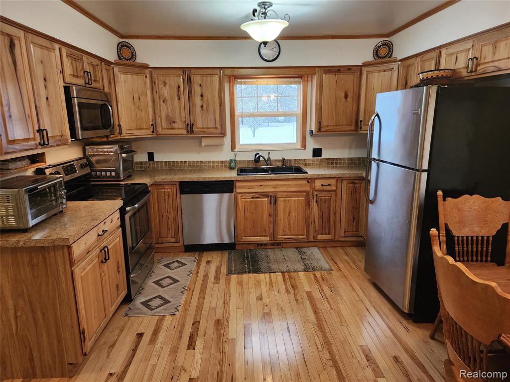 9707 North Lake Rd Road, Otter Lake, MI 48464 — Photo 8