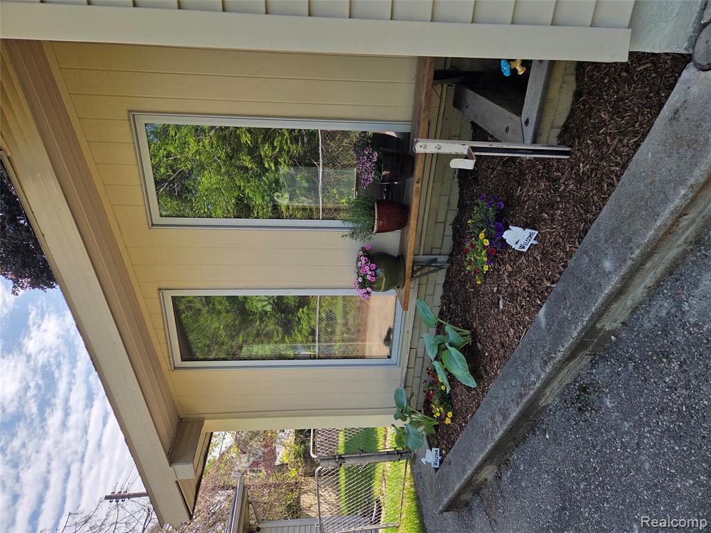 511 McKinley Avenue, Flint, MI 48507 — Photo 3