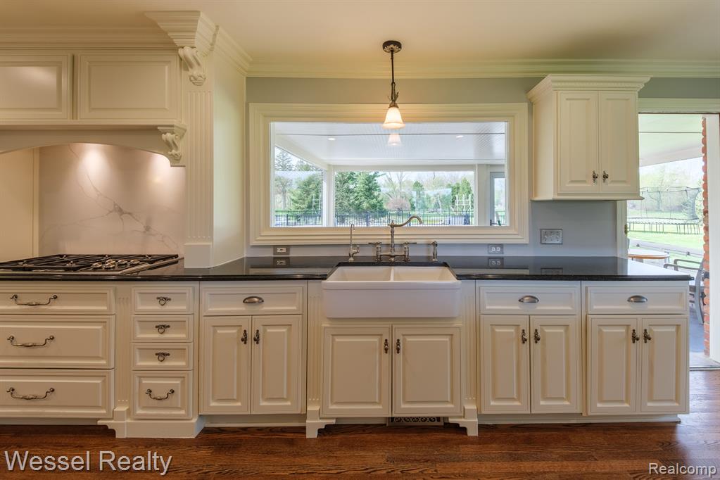 64527 KILDARE Drive, Washington, MI 48095 — Photo 14
