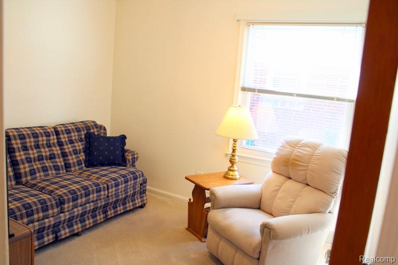 9854 Sterling Avenue, Allen Park, MI 48101 — Photo 19