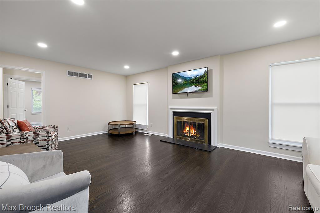 4573 Ranch Lane, Bloomfield Hills, MI 48302 — Photo 10