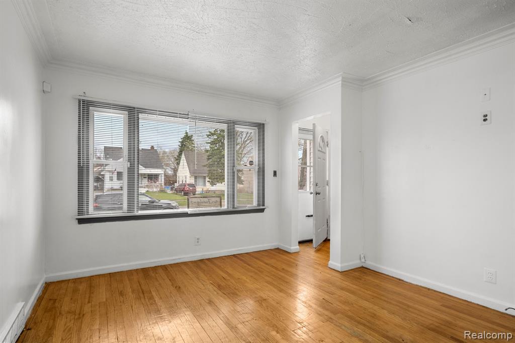 6223 FAUST Avenue, Detroit, MI 48228 — Photo 5