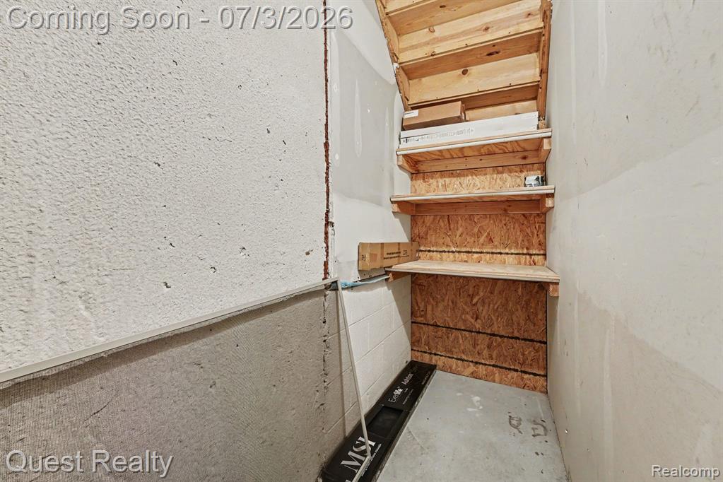 168 Amys Walk Walk, Auburn Hills, MI 48326 — Photo 22